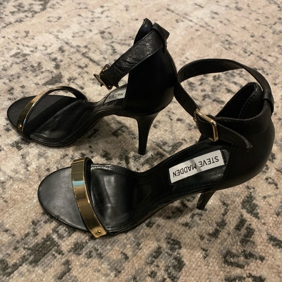 Steve Madden heeled sandals